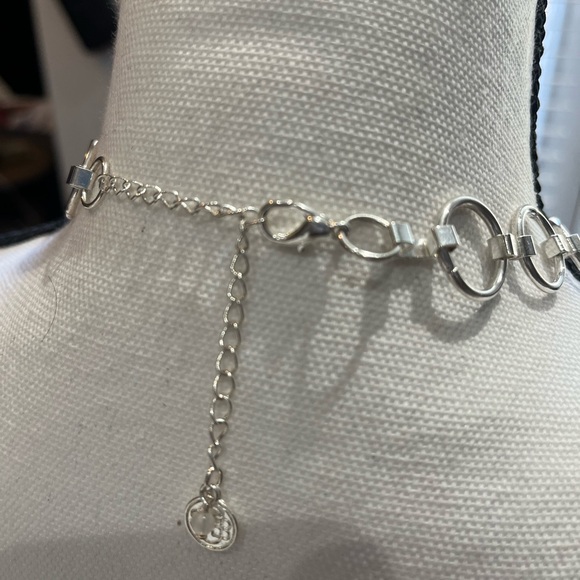 Statement Necklace - Picture 5 of 9